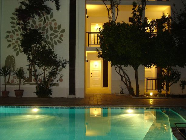 Imagen de la piscina del Ece Hotel Bodrum. Foto 17
