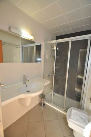 Imagen de la habitación del EcemHotel. Foto 8