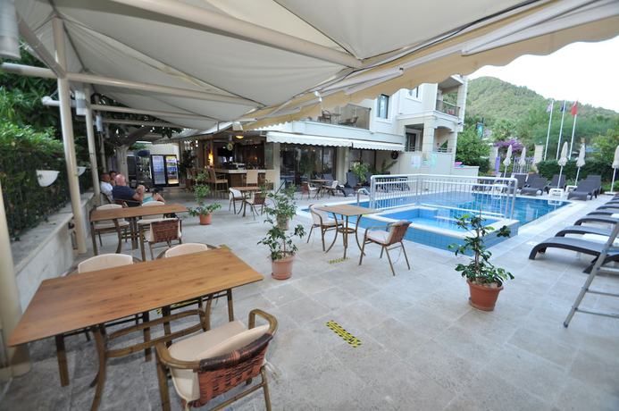 Imagen del bar/restaurante del EcemHotel. Foto 4