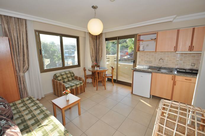 Imagen de la habitación del EcemHotel. Foto 11