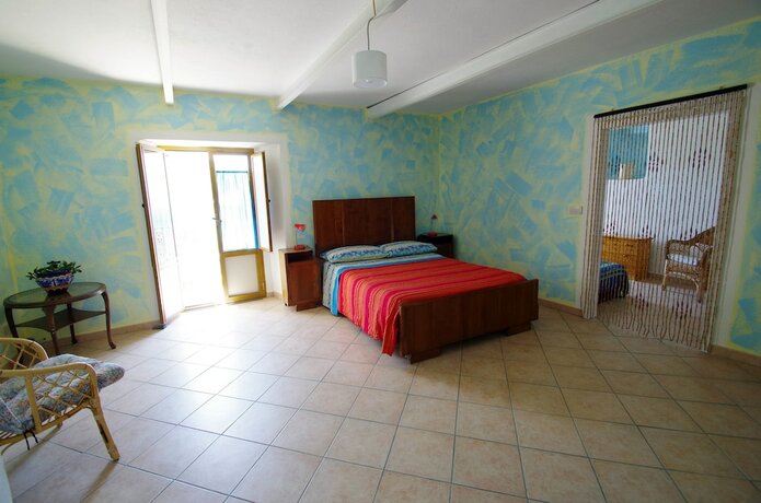 Imagen de la habitación del EcoBelmonte Albergo Diffuso. Foto 13