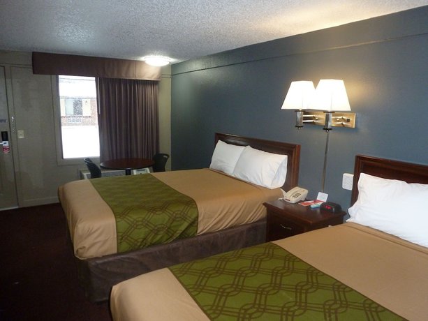 Imagen de la habitación del Econo Lodge Pittsburgh I-79. Foto 16