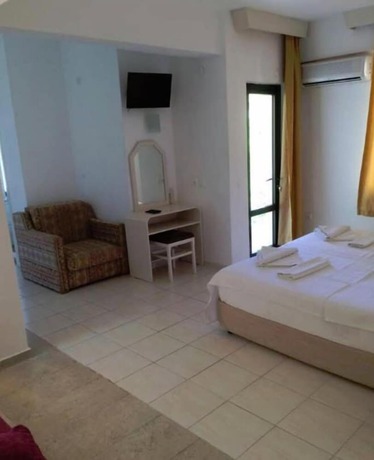 Imagen de la habitación del Eda Hotel. Foto 7