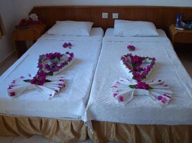 Imagen de la habitación del Eda Hotel. Foto 8