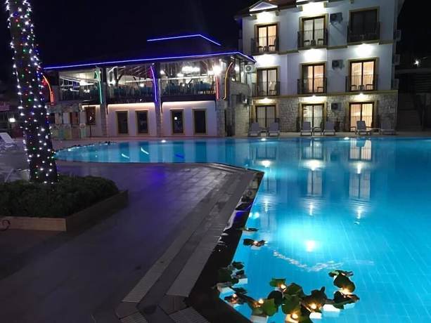 Imagen de los exteriores del Edasu Hotels. Foto 16