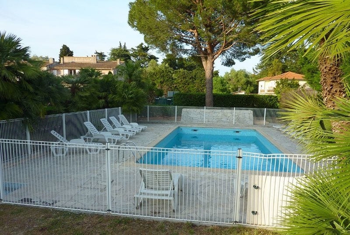 Imagen de la piscina del Eden Azur. Foto 18