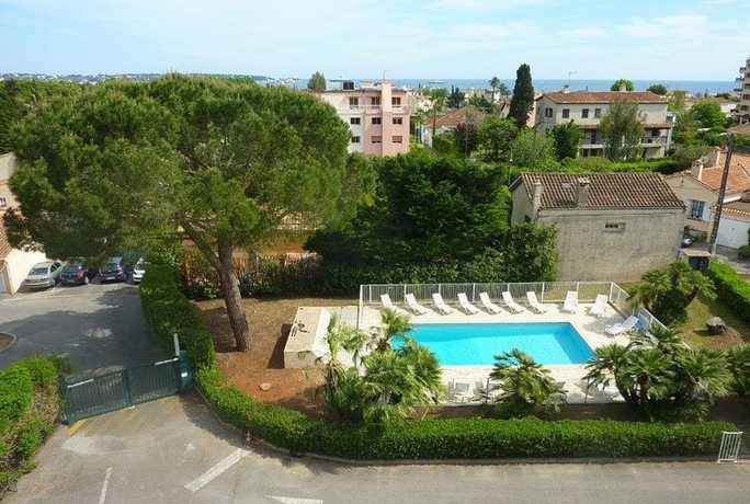 Imagen de los interiores del Eden Azur. Foto 17
