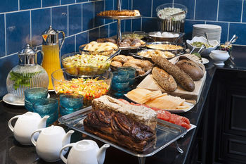 Imagen de los interiores del Eden Hotel. Foto 11