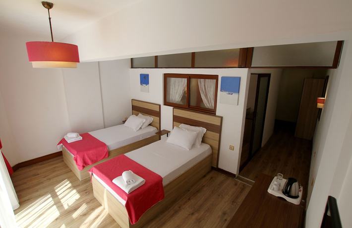 Imagen de la habitación del Eden Pyara Hotel Turunc. Foto 5