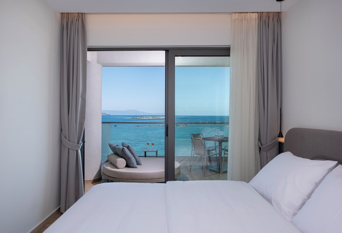 Imagen de la habitación del EdgeWater Beach Hotel. Foto 2