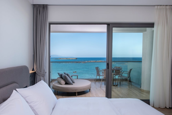 Imagen de la habitación del EdgeWater Beach Hotel. Foto 4