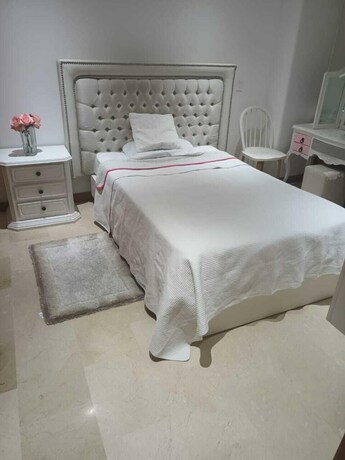 Imagen de la habitación del Edificio San Thelmo Laureles. Foto 9