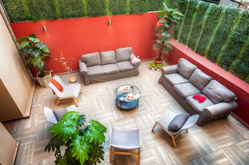 Imagen general del Educa Suites Balat. Foto 3