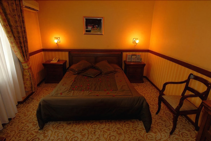 Imagen de la habitación del Efe Hotel Edirne. Foto 12