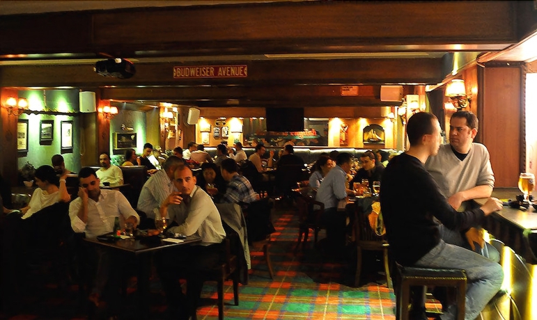 Imagen del bar/restaurante del Efe Hotel Edirne. Foto 8