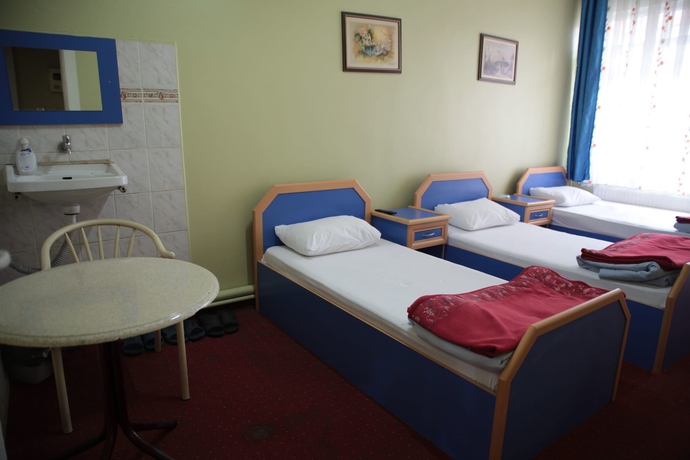 Imagen de la habitación del Efebey Otel. Foto 8