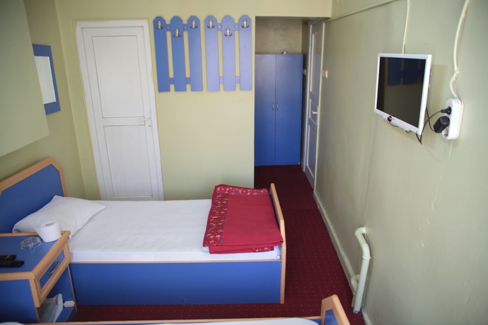 Imagen de la habitación del Efebey Otel. Foto 9