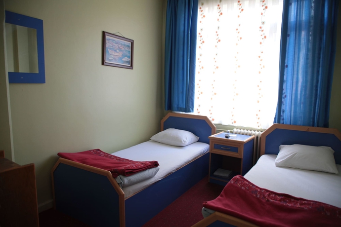 Imagen de la habitación del Efebey Otel. Foto 11