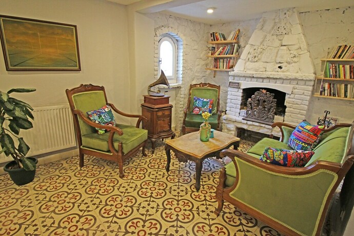 Imagen general del Eflatun Guest House. Foto 9