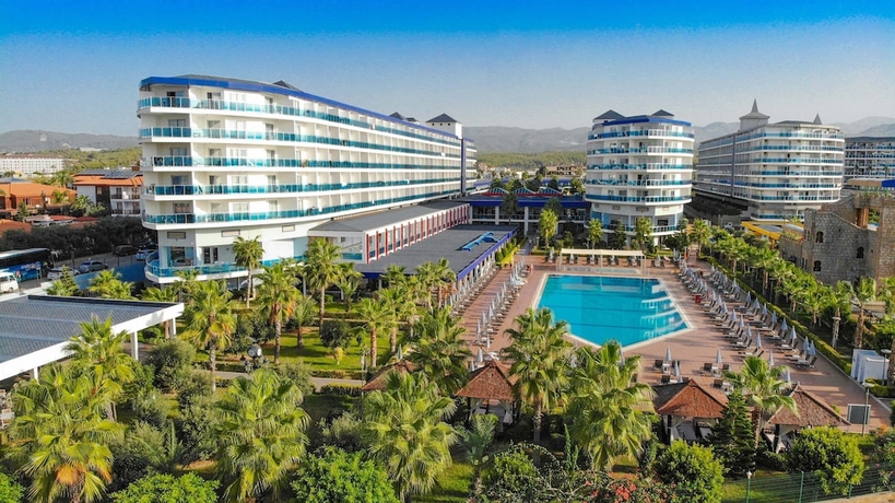 Imagen general del Eftalia Marin Resort Hotel. Foto 3