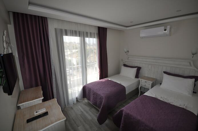 Imagen de la habitación del Ege Otel. Foto 17