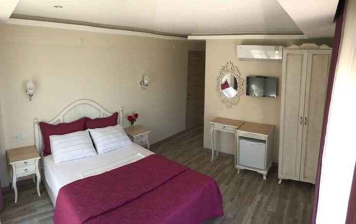 Imagen de la habitación del Ege Otel. Foto 19