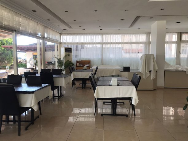 Imagen del bar/restaurante del Ege Soley Hotel. Foto 2