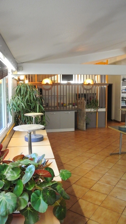 Imagen de los interiores del Egg Hotel Sevran. Foto 18