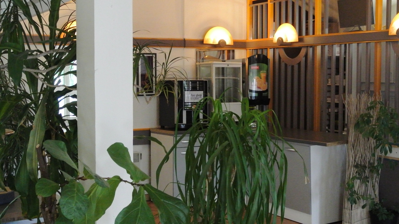 Imagen de los interiores del Egg Hotel Sevran. Foto 19