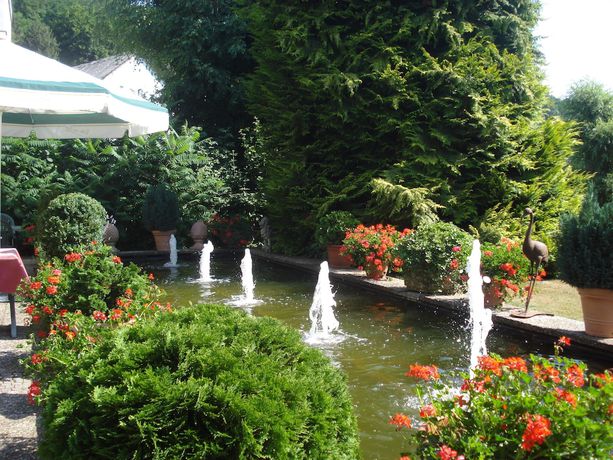 Imagen de los exteriores del Eifel Hotel Lamberty. Foto 9