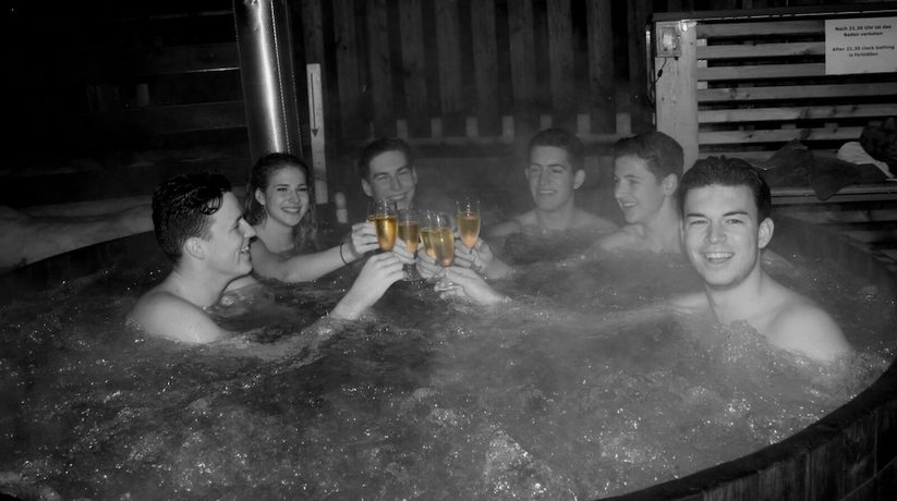 Imagen de la piscina del Eiger Lodge Chic. Foto 19