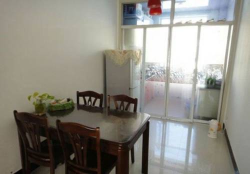 Imagen de la habitación del Ejinaqi Huyangjie Family Inn. Foto 2