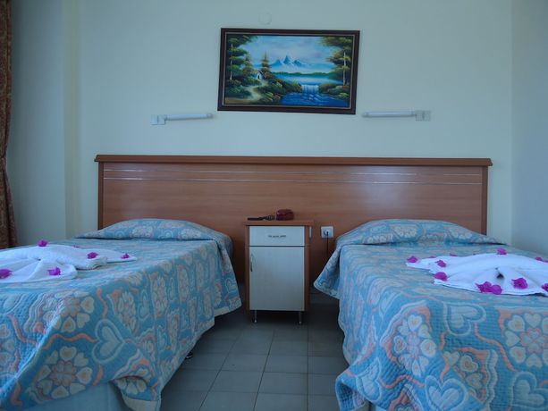 Imagen de la habitación del Ekin Hotel. Foto 2