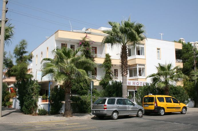Imagen de los interiores del Ekin Hotel. Foto 12