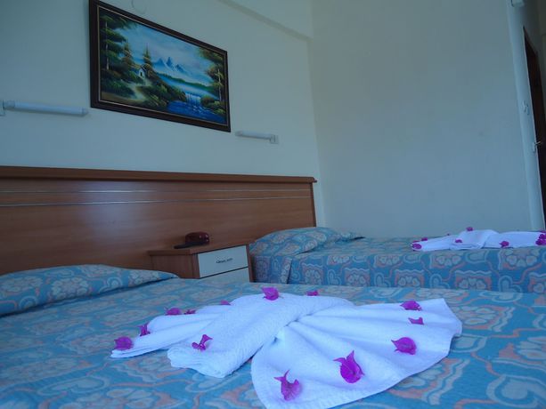 Imagen de la habitación del Ekin Hotel. Foto 5