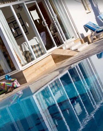 Imagen de la piscina del Ekin Hotel. Foto 19