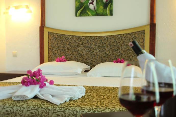 Imagen de la habitación del Ekincik Beach Hotel. Foto 5