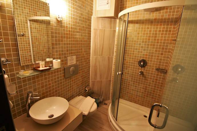 Imagen de la habitación del Ekincik Beach Hotel. Foto 7