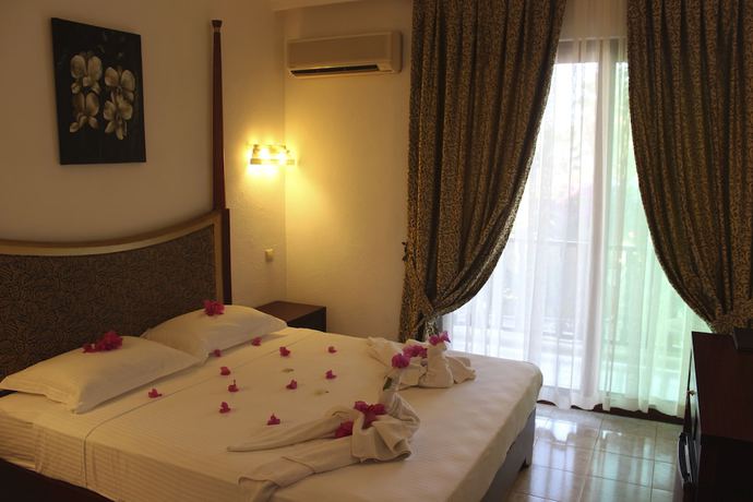 Imagen de la habitación del Ekincik Beach Hotel. Foto 13