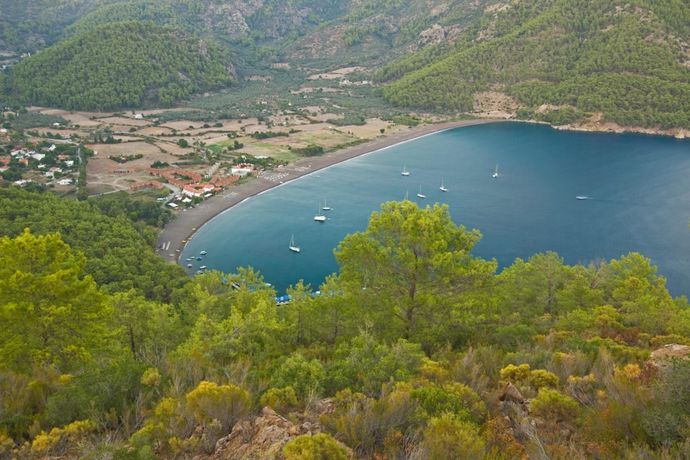 Imagen de la piscina del Ekincik Beach Hotel. Foto 20