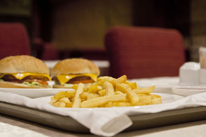 Imagen del bar/restaurante del Ekono By Leva Jeddah Airport Hotel. Foto 3