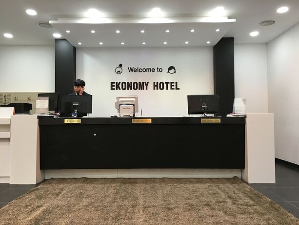 Imagen de los interiores del Ekonomy Hotel Gapyeong. Foto 19