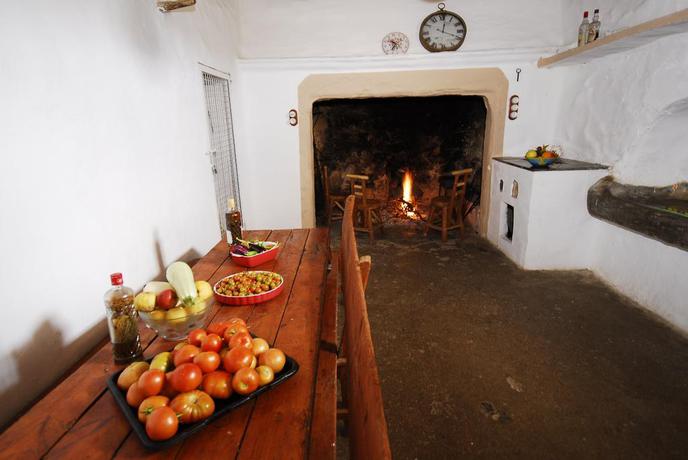 Imagen de los interiores del El Castillo De Sa Duaia De Dalt. Foto 12