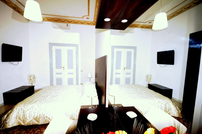 Imagen de la habitación del El Dorado Colosseum. Foto 4