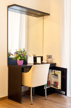 Imagen de la habitación del El Dorado Colosseum. Foto 13