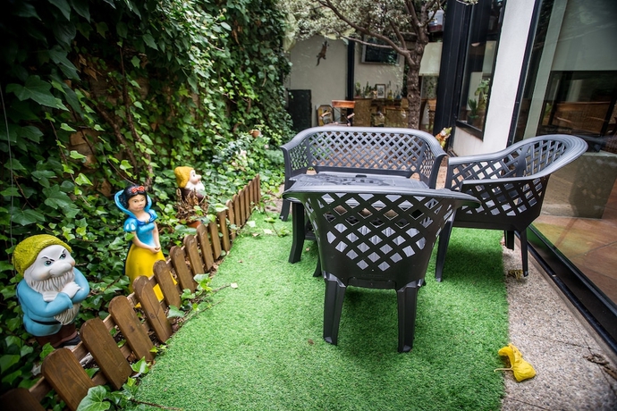 Imagen de los exteriores del El Faixero. Foto 17