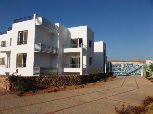 Imagen general del El Kheima Beach Resort. Foto 8