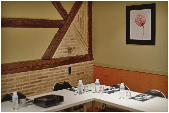 Imagen de los interiores del El Rinc&oacute;n de Rascafr&iacute;a. Foto 16