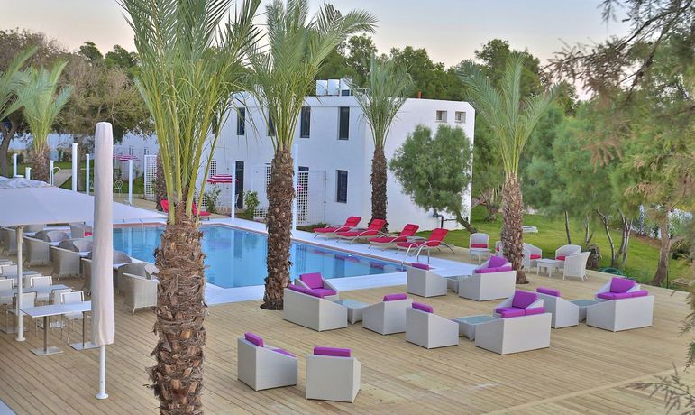 Imagen de los interiores del El Yam Luxury Resort. Foto 13