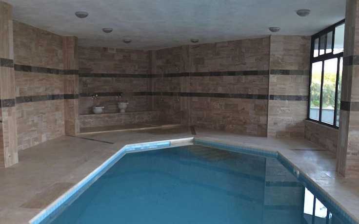 Imagen de la piscina del Elaia Thermal and Spa Hotel. Foto 19